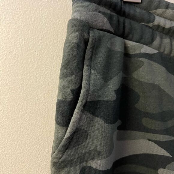 NWT Camo High Rise Waist Fleece Sweatpant Jogger Pant Sz S Wild Fable - Picture 7 of 11